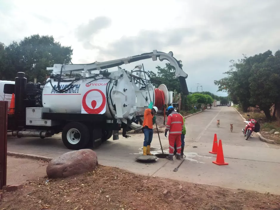 Veolia Aguas de La Guajira genera conciencia sobre la relación que tienen las emergencias por lluvia, las basuras y el uso de los sistemas de alcantarillado